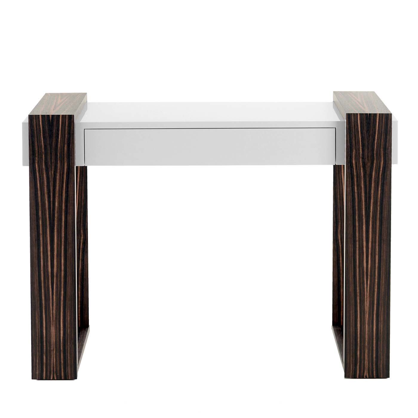 120 Neve in Africa Console