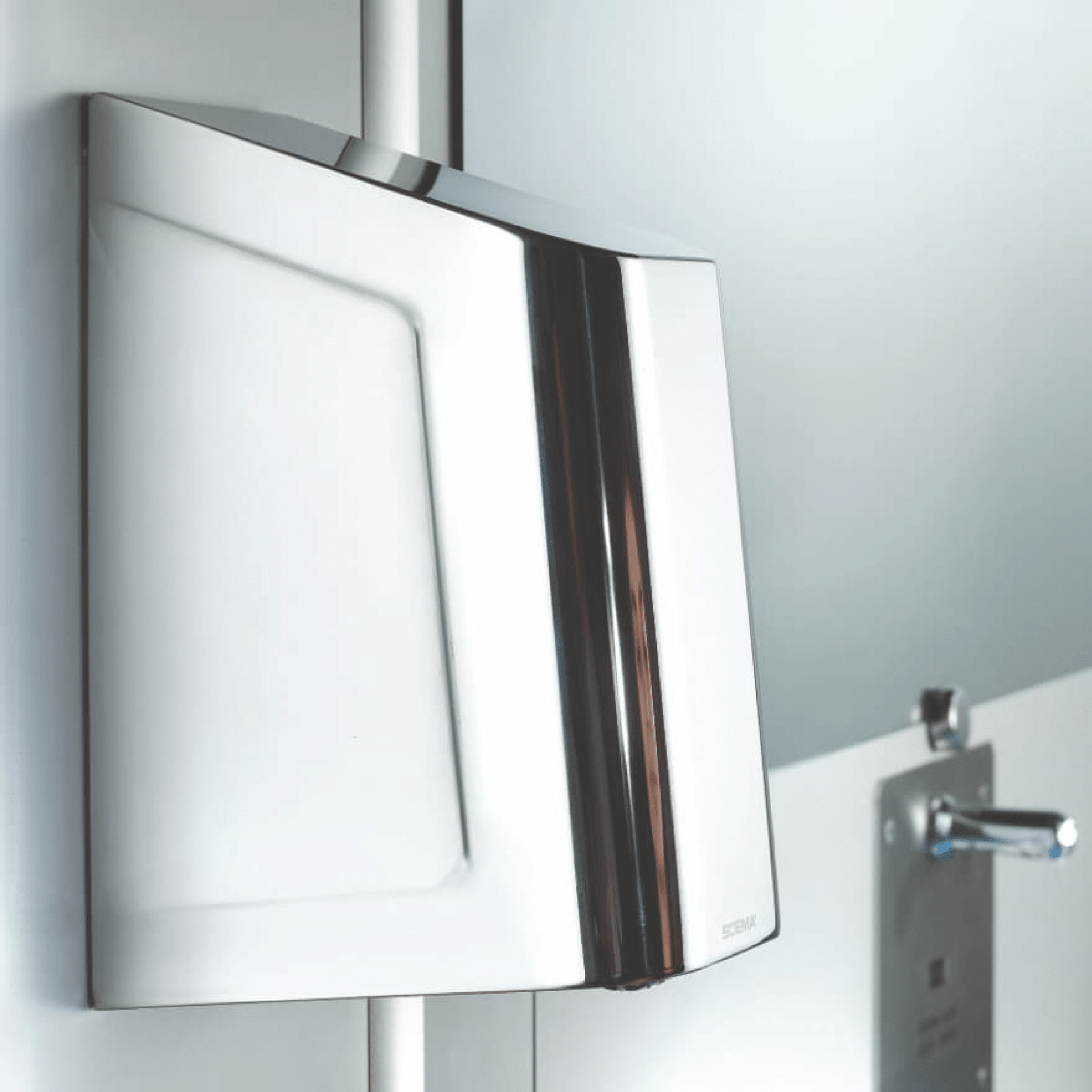 Asciugamano Elettrico a Parete Soema "Ghibli" Cromo Lucido