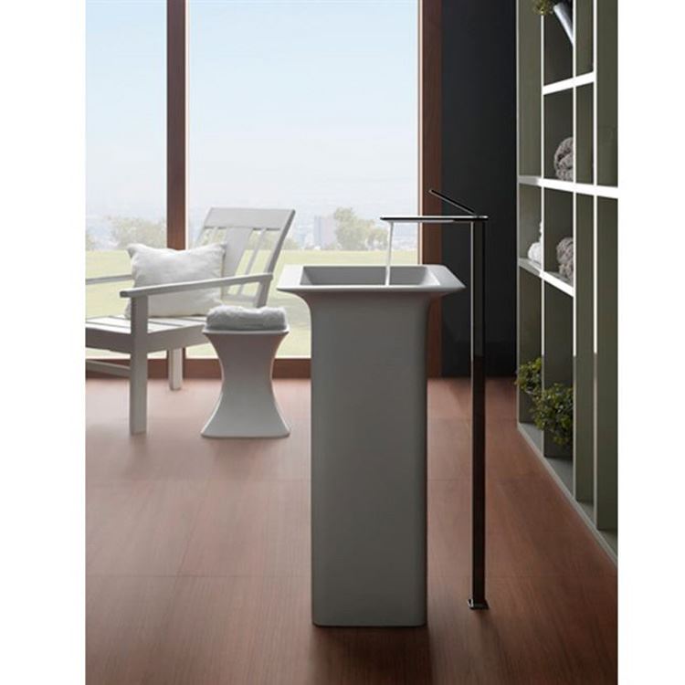 Lavabo a pavimento Ispa Gessi