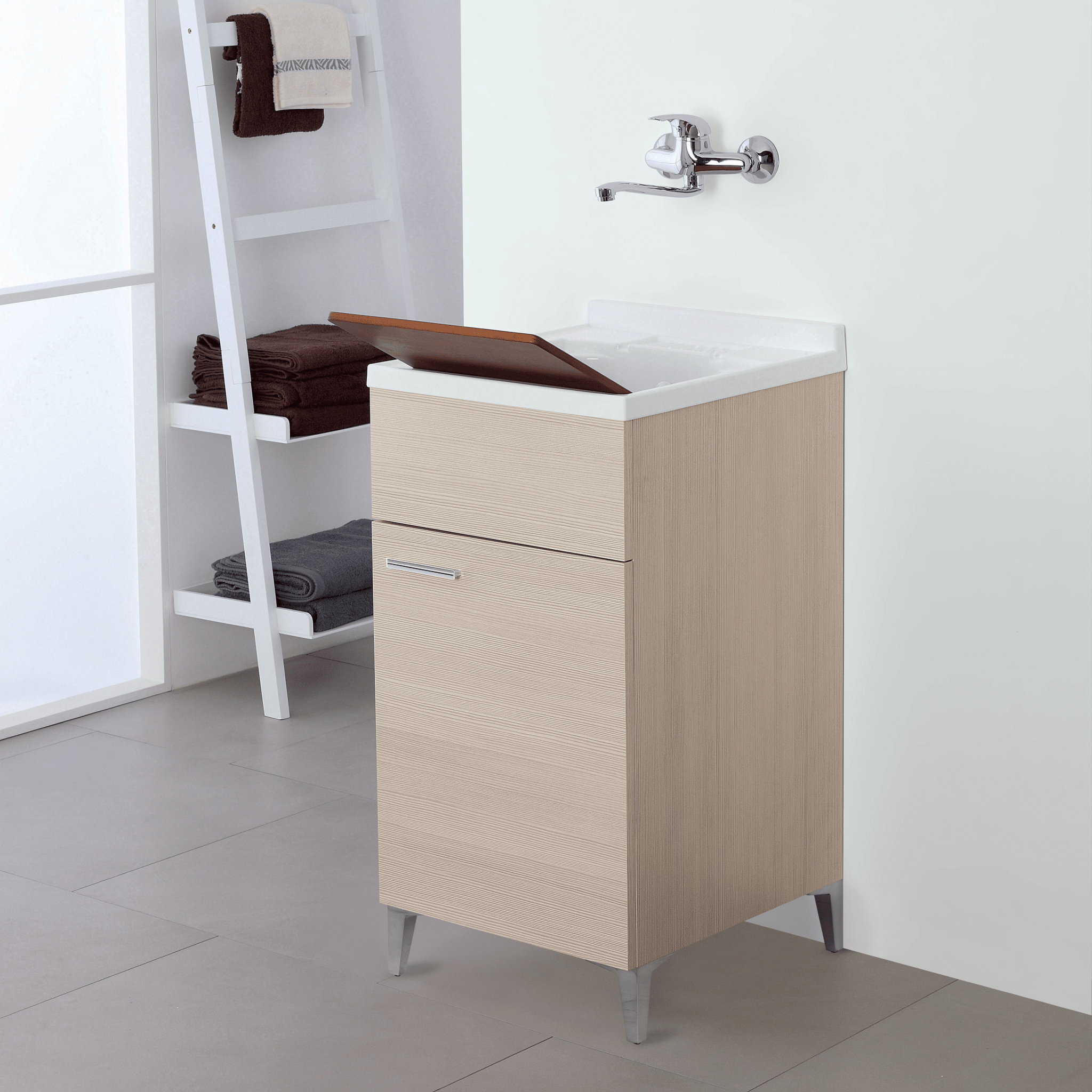 Lavatoio a Terra 45x50 Un'Anta Con Vasca Sifone e Tavoletta In Legno Feridras "Stella" Larice