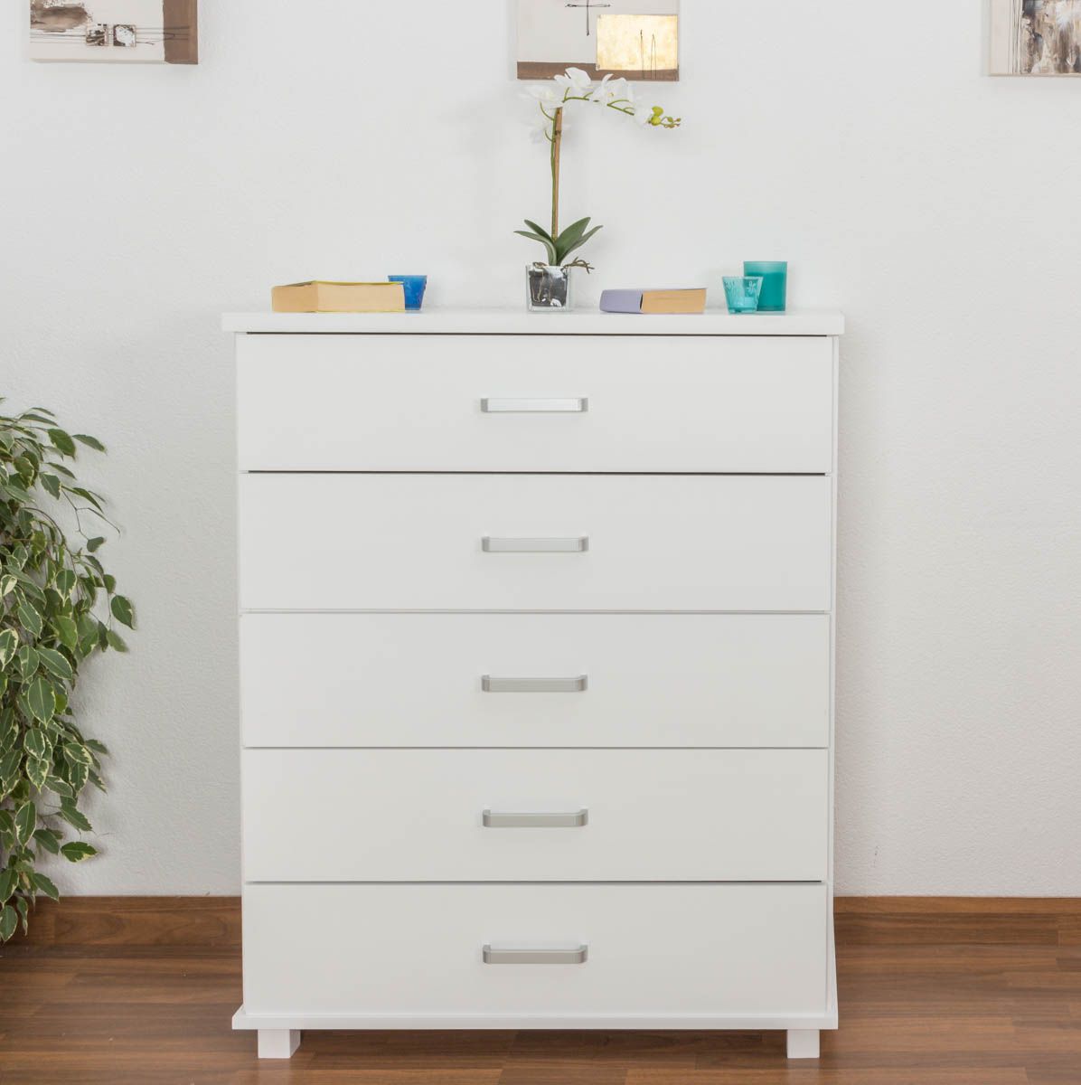 Cassettiera in pino massello laccato bianco "Columba 09" - 124 x 100 x 50 cm (h x l x p)