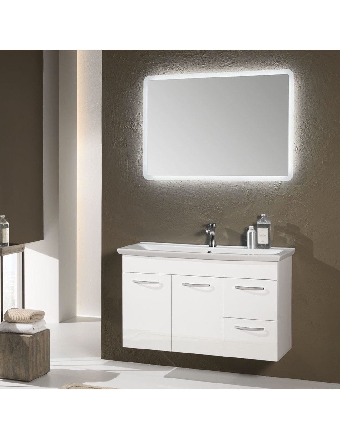 Nora mobile da bagno sospeso cm L.105 - H. 195 - P.40 laccato lucido bianco, olmo, rovere scuro