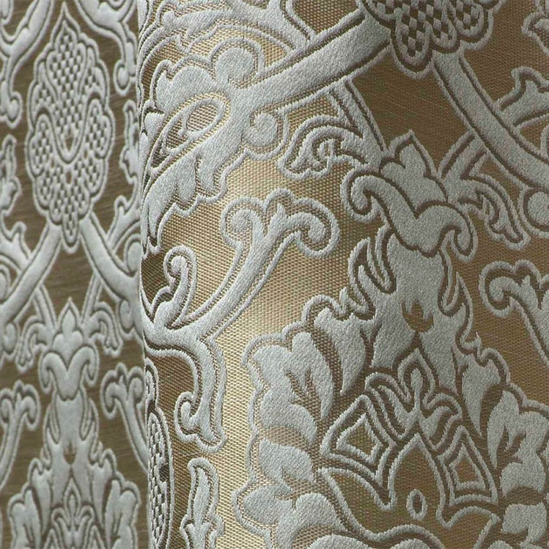 Setarie Leonardo  Tassinari & Chatel